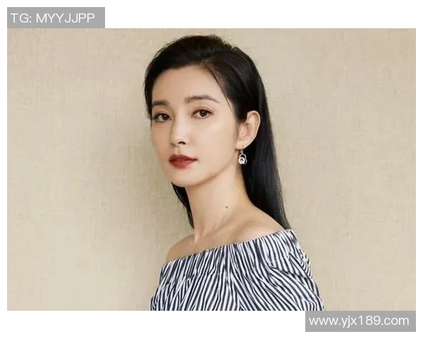 已离婚足球明星的情感历程与人生转折揭秘