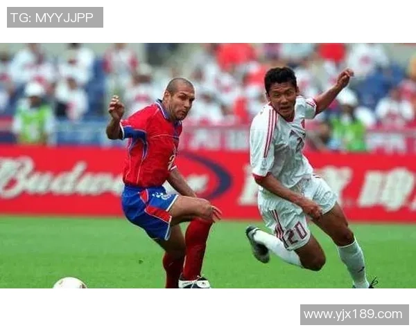 足球明星杨晨的居住地揭秘及其生活方式探讨 足球明星杨晨的居住地揭秘及其生活方式探讨